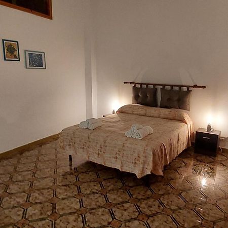 Jonia Appartamento Vacanze Vicino Al Mare Con Giardino Пульсано Экстерьер фото